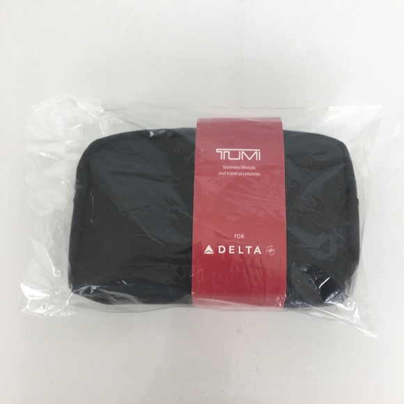 Tumi Handbags - Tumi Delta Airlines Amenities Kit Small Travel Cosmetics Bag Makeup Bag Black